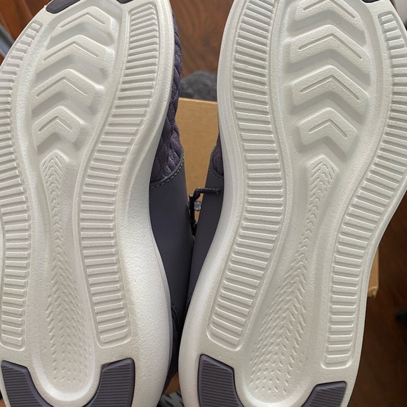 Brand New Balance-FuelCore Coast Sneaker 5 Youth Medium Kid Shoe - Picture 3 of 16